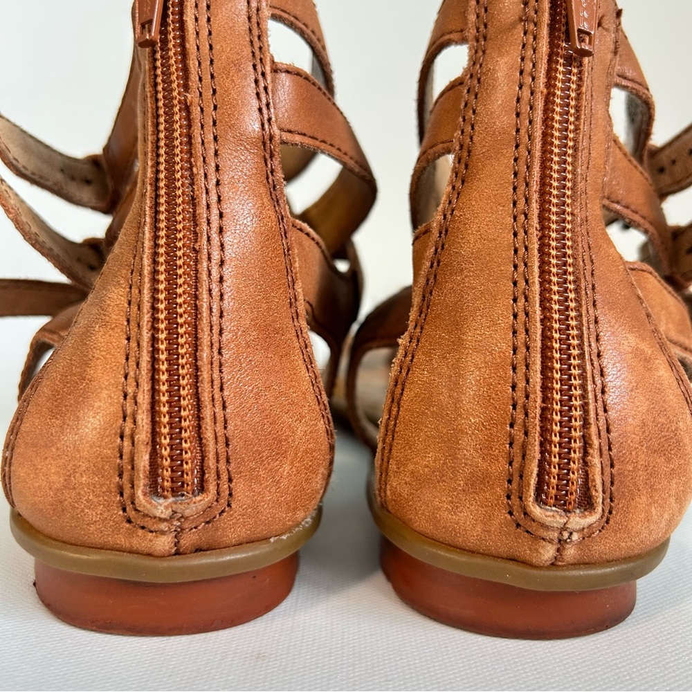 Born Strappy Gladiator Sandals Women’s 9 M Brown Leather Back Zipper - Picture 10 of 15